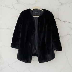 Elegant Black Faux Fur Jacket